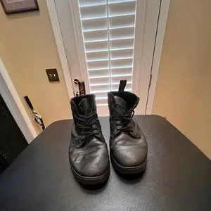 Dr. Martens | Shoes | Dr Martens Size 2 Black Leather Boots  display picture 2